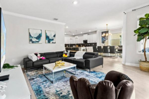6 Bedrooms- 5 Bathrooms- Storey Lake 4286 Pd